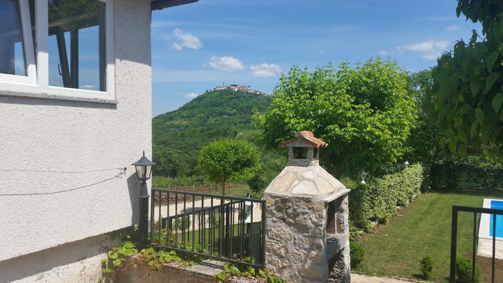 Guest House Valentino Motovun Exterior foto